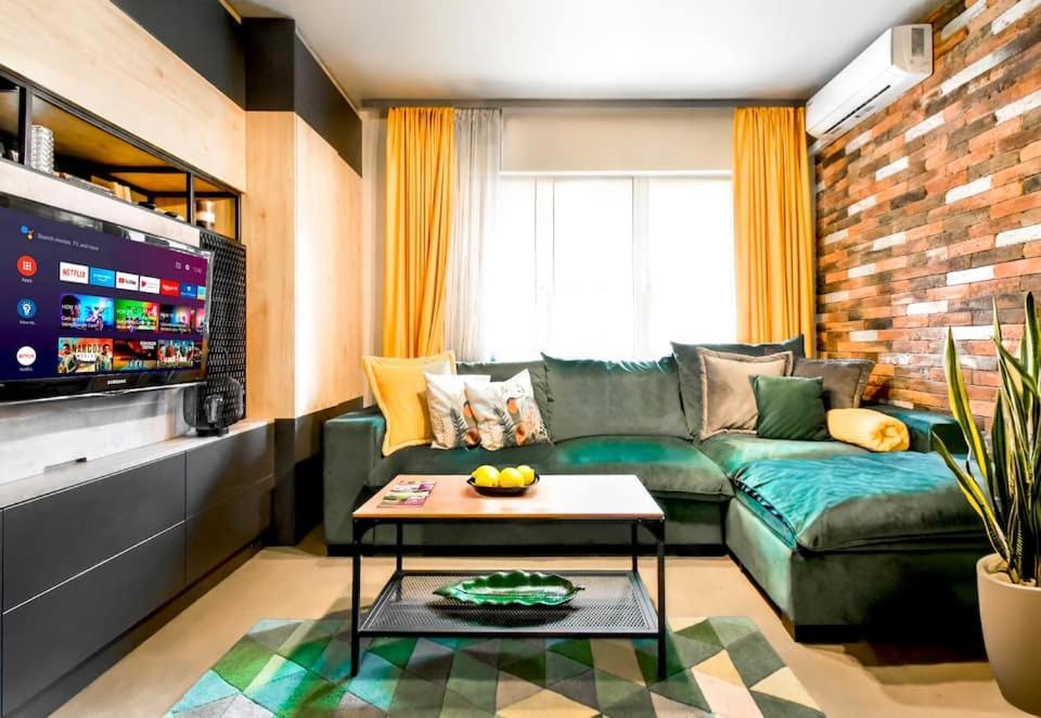 Apartament Compact For Digital Nomads, Fast Wifi, Ac Sofia