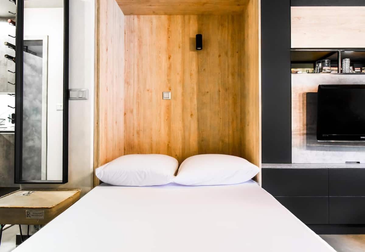 Apartament Compact For Digital Nomads, Fast Wifi, Ac *